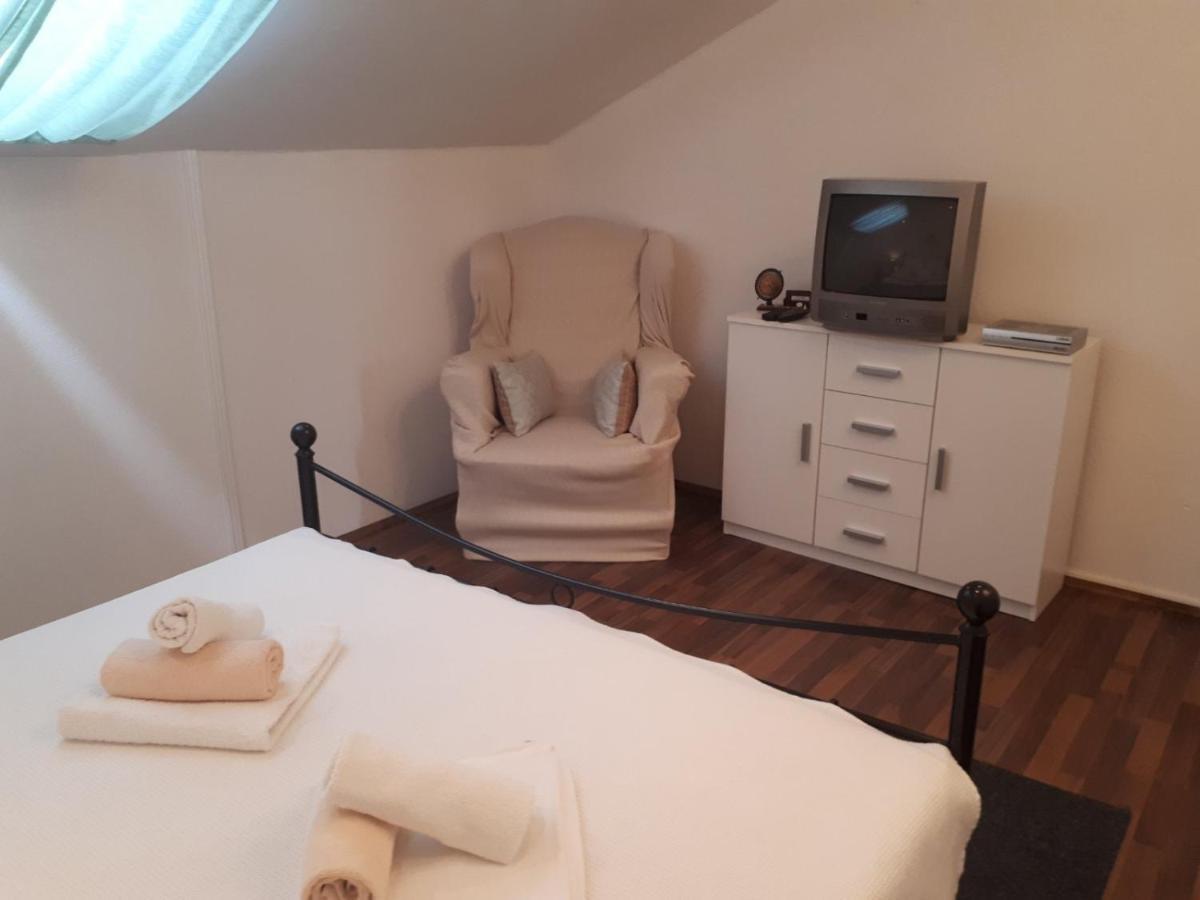 Apartments Petra 23 Mali Lošinj Dış mekan fotoğraf